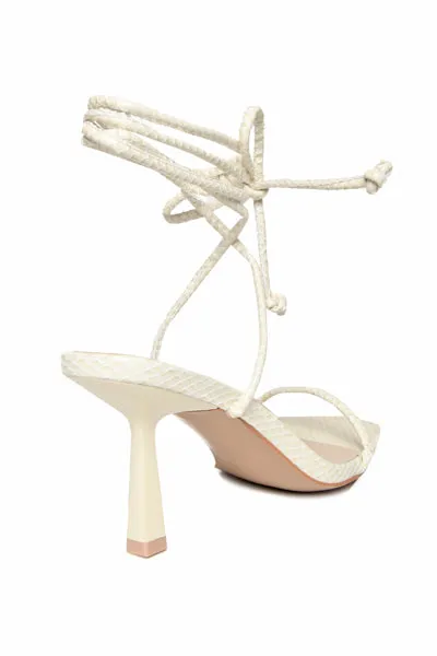 01-3243  Strappy Sandal/