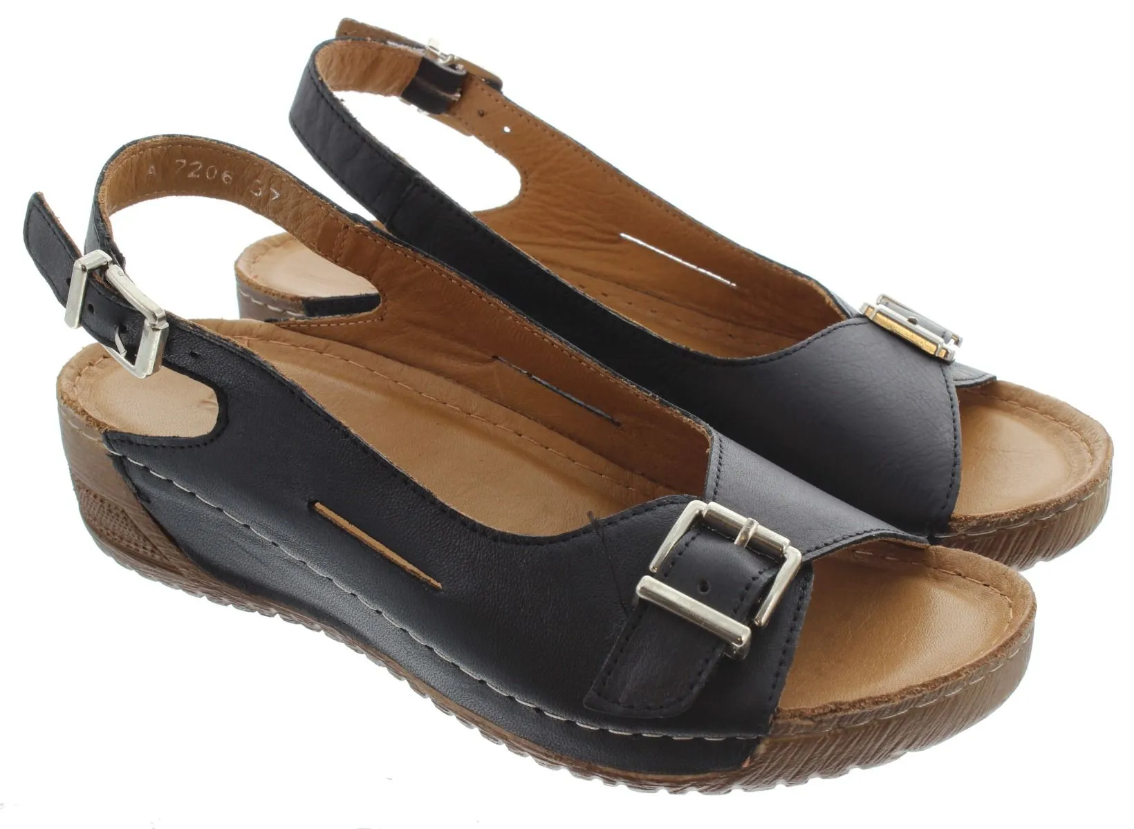 ADESSO Ladies Honey Buckle Sandals In Black