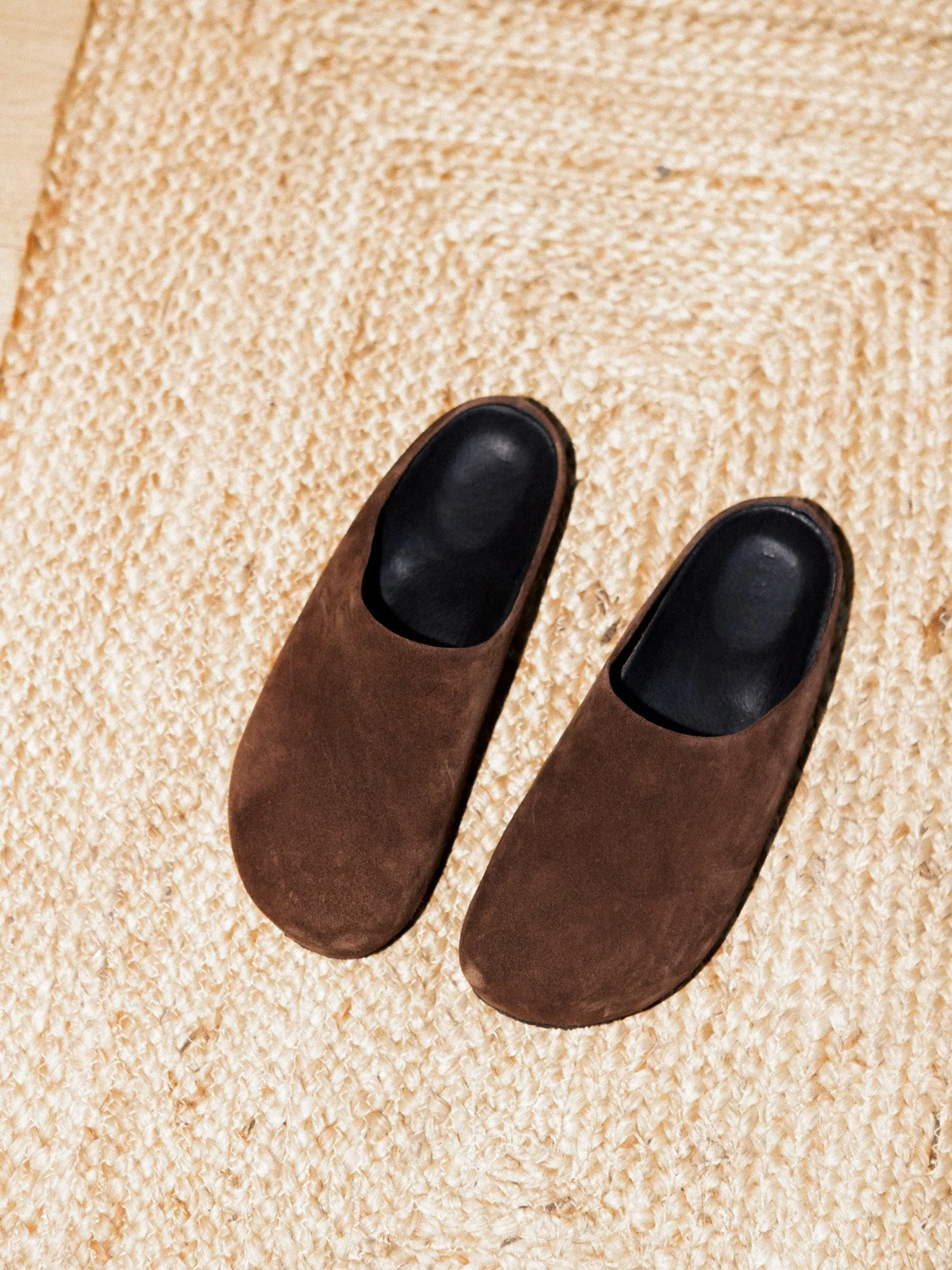 THE MONIKA WARM BROWN SUEDE